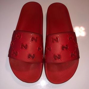 Gucci Rubber GG Slides